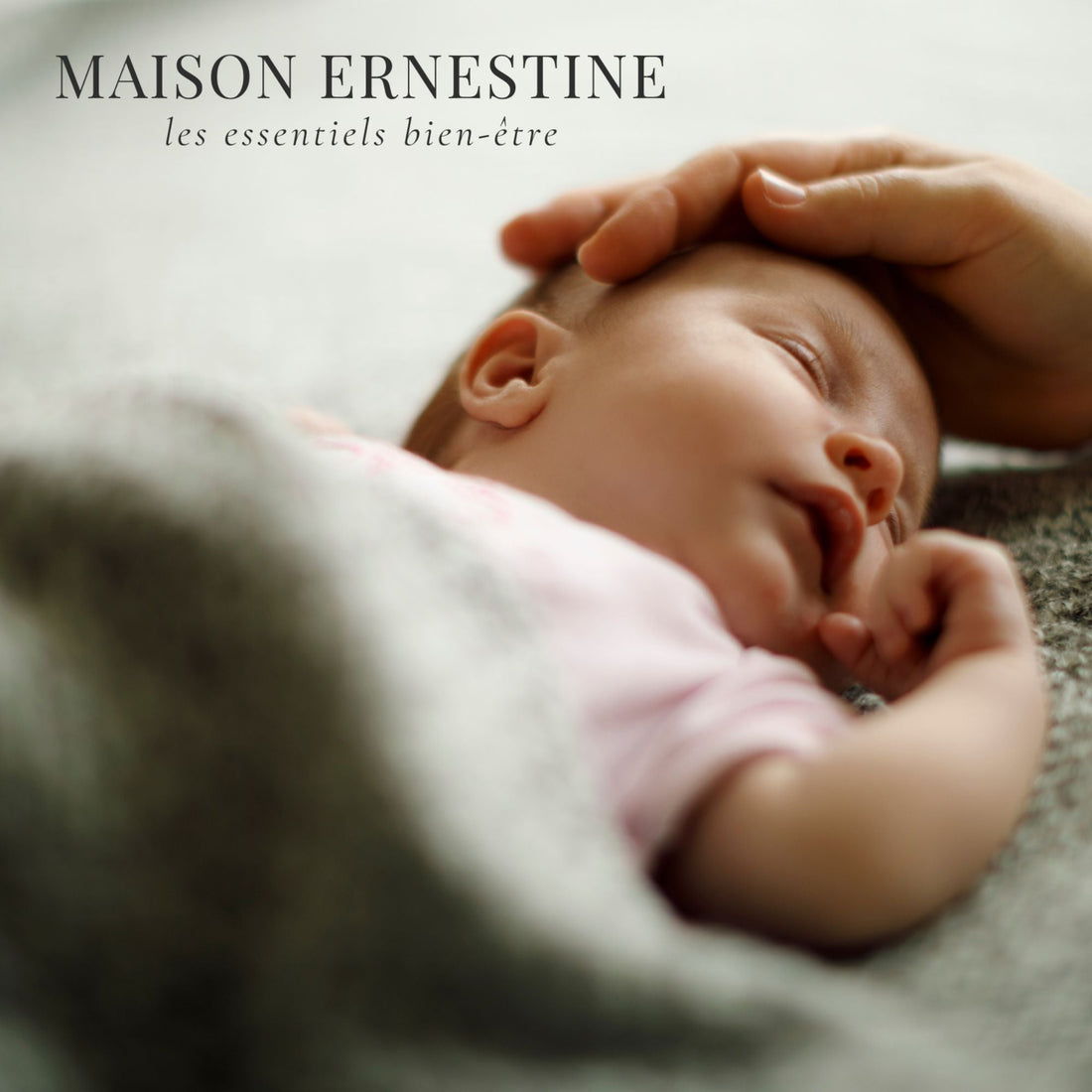 bébé apaisé qui dort