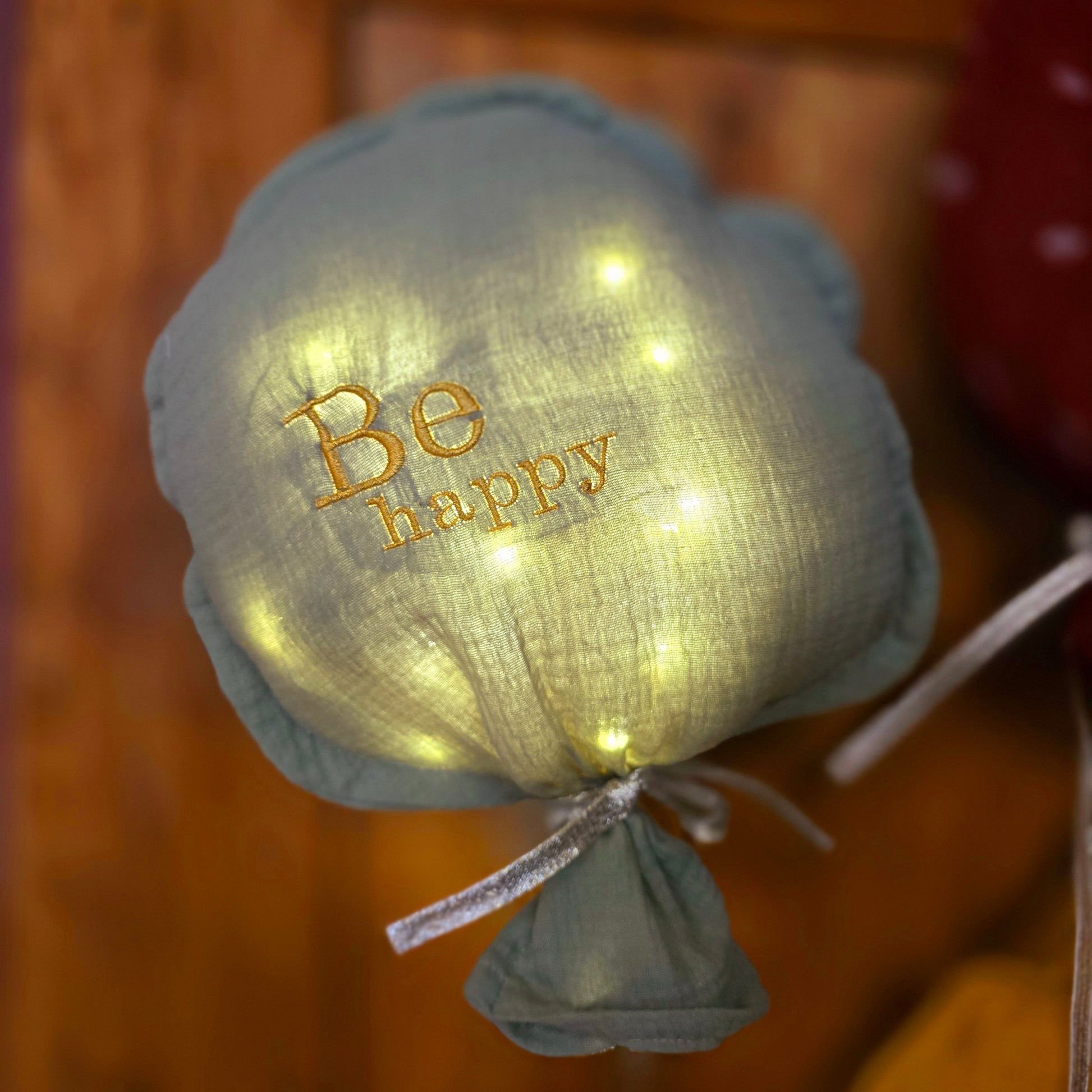 ballon décoratif chambre enfant veilleuse brodé