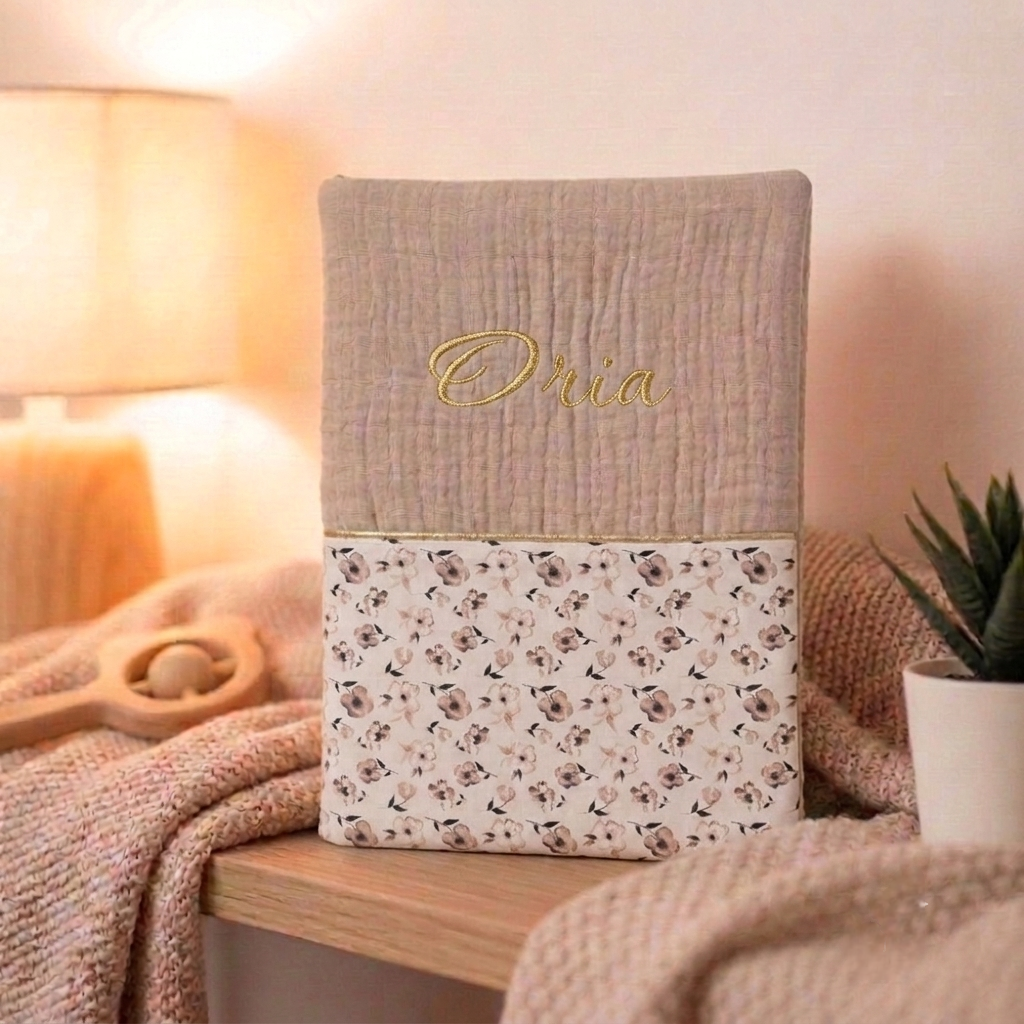 Protège carnet de santé bébé personnalisé- cadeau de naissance artisanal