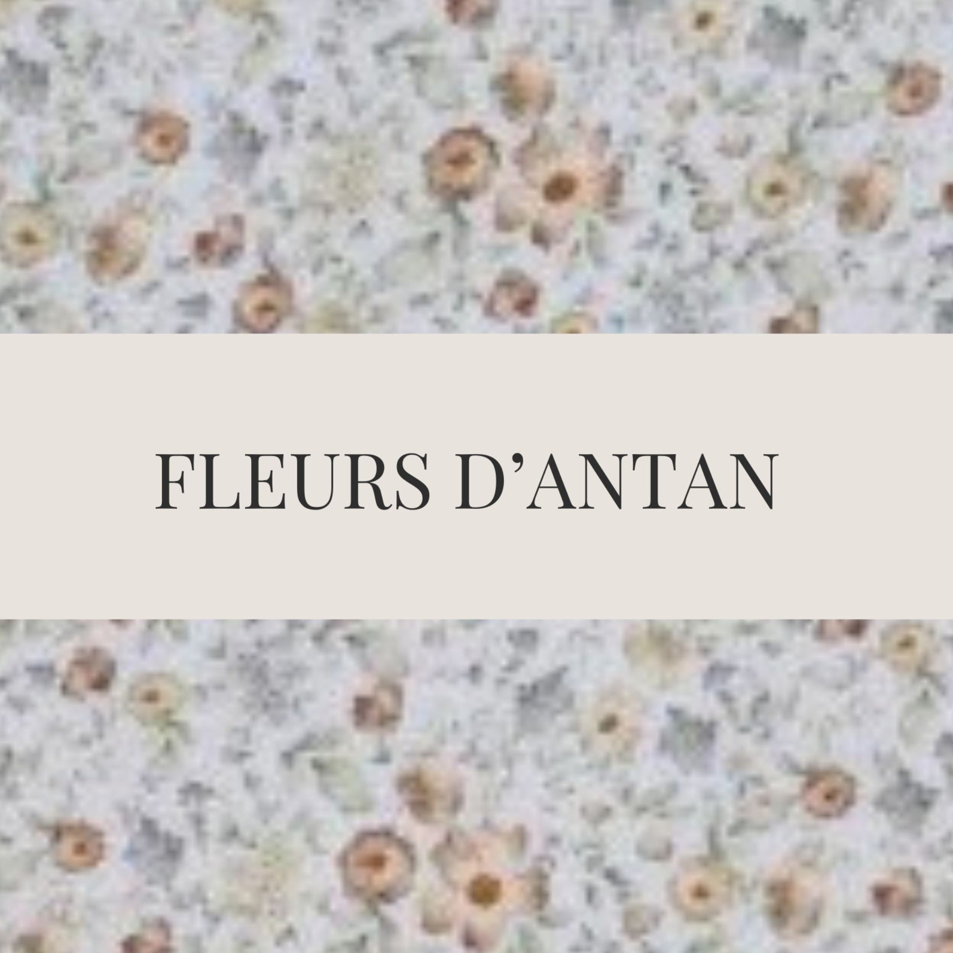 détail matière tissu double gaze de coton fleuri